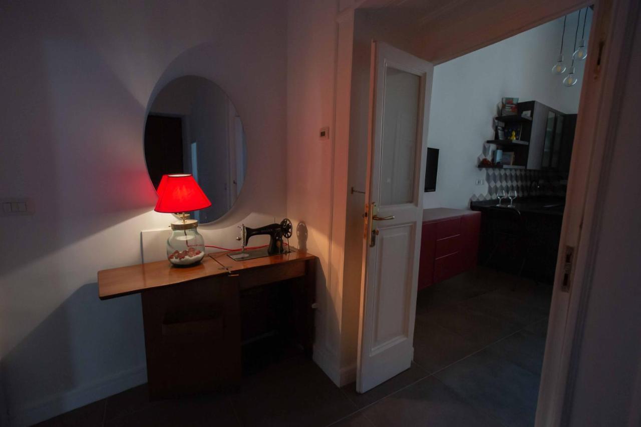 Domus Delia Luxury Apartment Неаполь Экстерьер фото